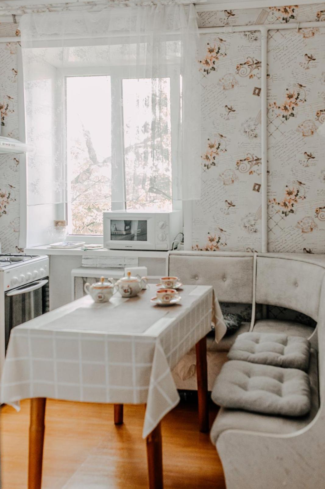 Comfortable Apartments On Hrushevskogo Street Near 16 City Hospital Dnipro Exterior photo